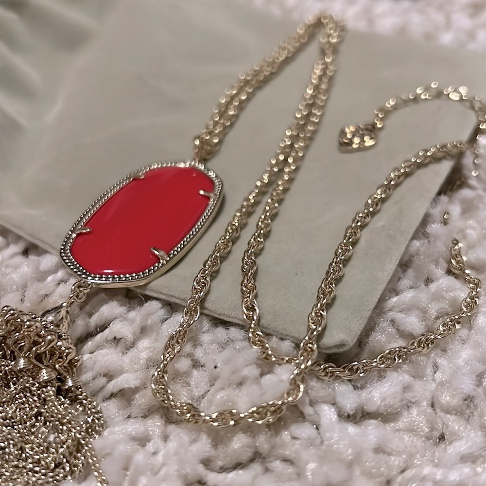 KENDRA SCOTT Rayne Stone Tassel Pendant